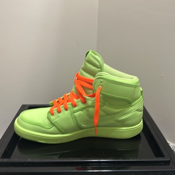 Jordan 1 AJKO ( Billie Ellish Edition ) Size 11.5 wm - Picture 6 of 9